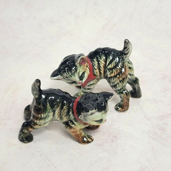 Vintage Porcelain Catgray Cats Kittens Salt & Pepper Shakers Japan - Picture 1 of 7